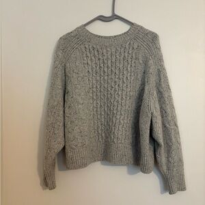 Universal threads cable knit sweater